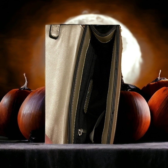 🎃 Christian Lacrocix Paris Cross Body NWOT - Picture 6 of 7